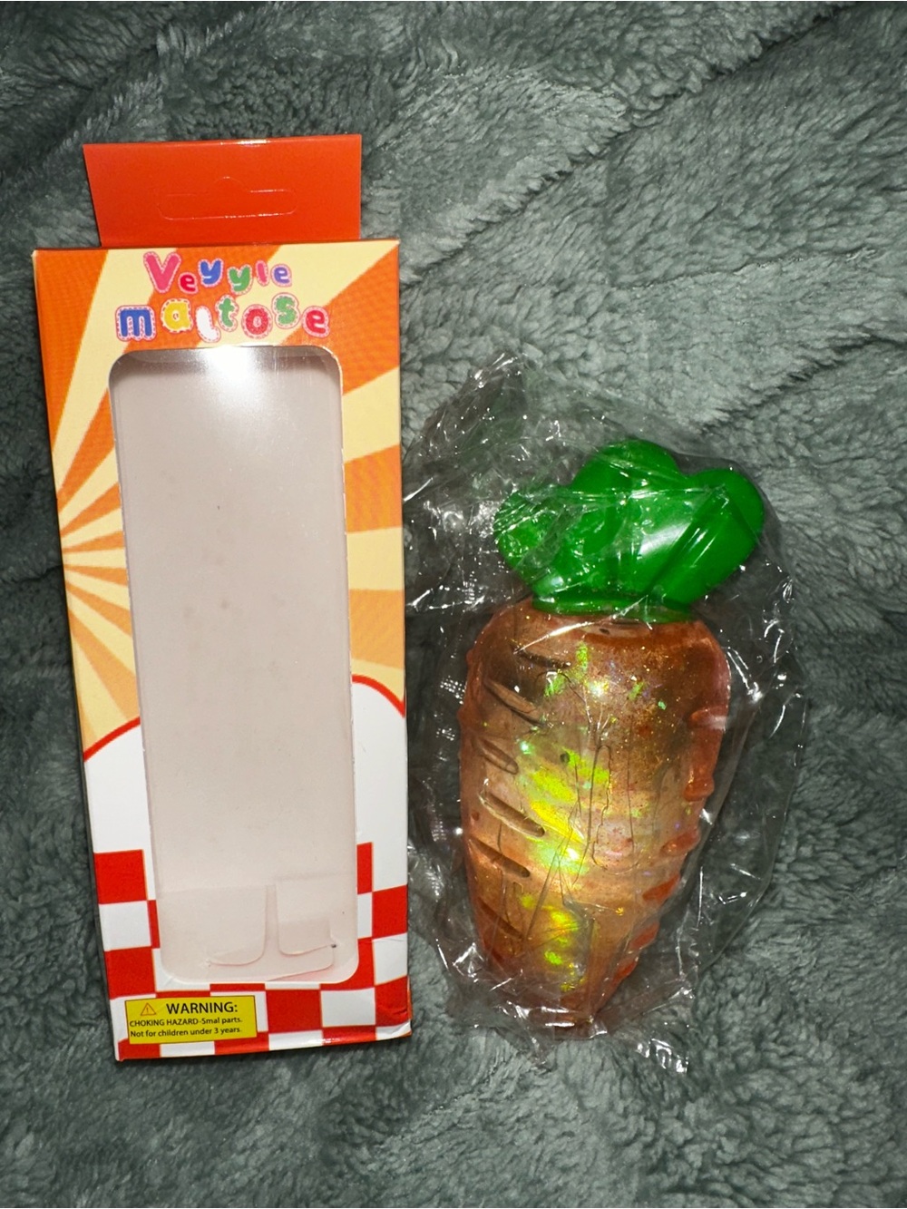 Glitter Carrot squishy Toy in Orange with Green Top